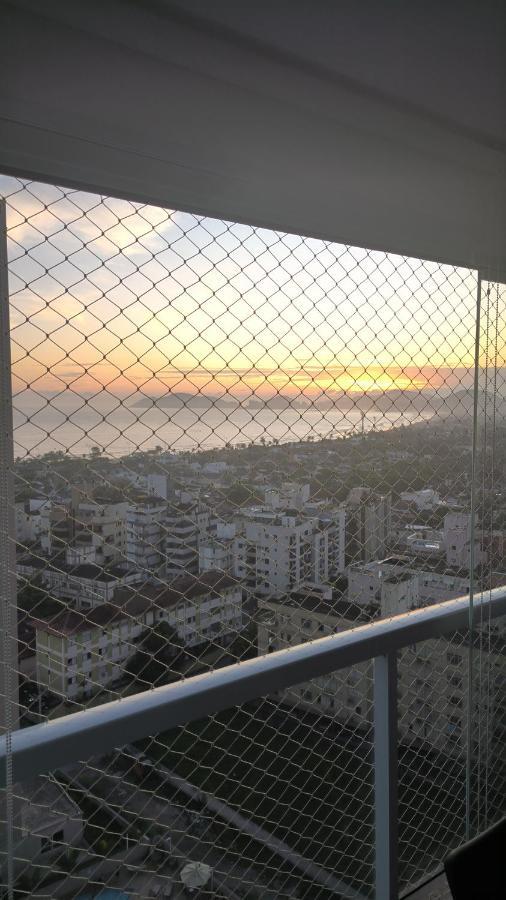 Vista Para Mar!!! Lazer Completo A Poucos Passos Da Praia 과루자 외부 사진