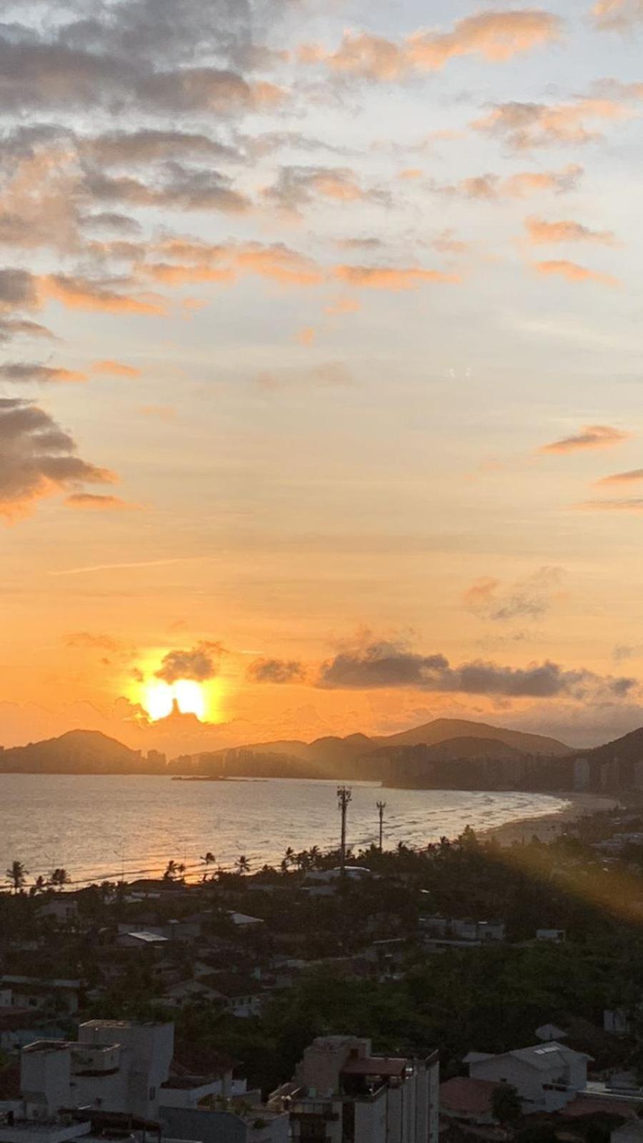Vista Para Mar!!! Lazer Completo A Poucos Passos Da Praia 과루자 외부 사진